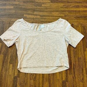 H&M gray and pink cropped top with boat neck